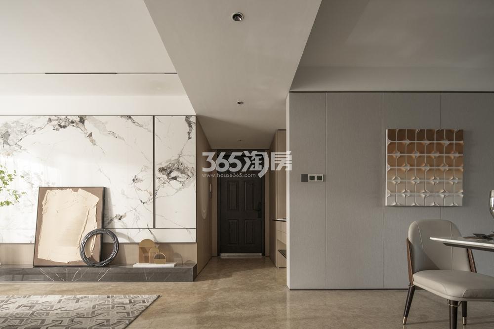 翡丽西安项目154㎡A2户型样板间实景图-客厅