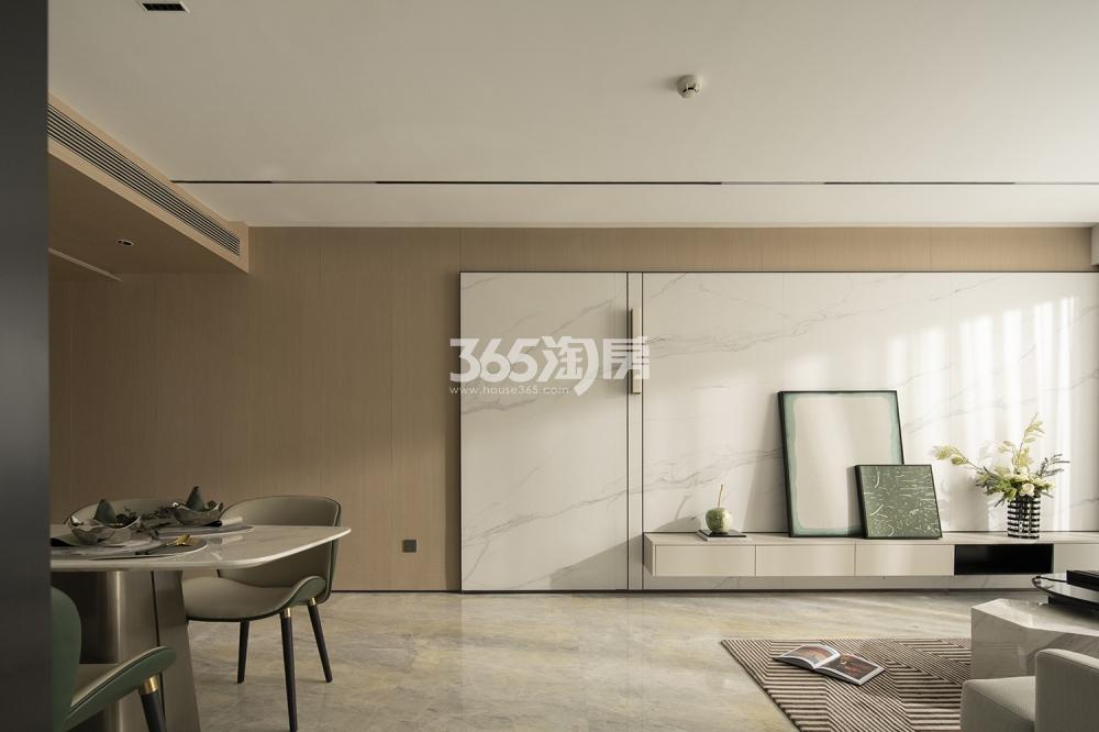 翡丽西安项目105㎡B户型样板间实景图-餐厅