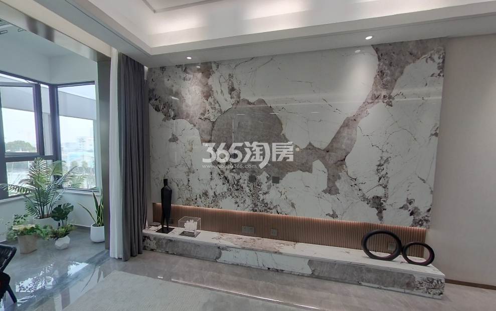 兴港和昌湖畔天樾130㎡户型样板间——客厅