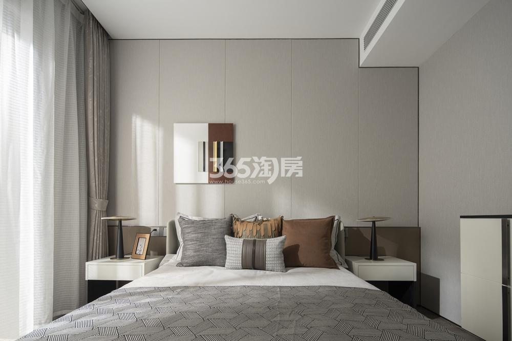 翡丽西安项目154㎡A2户型样板间实景图-卧室