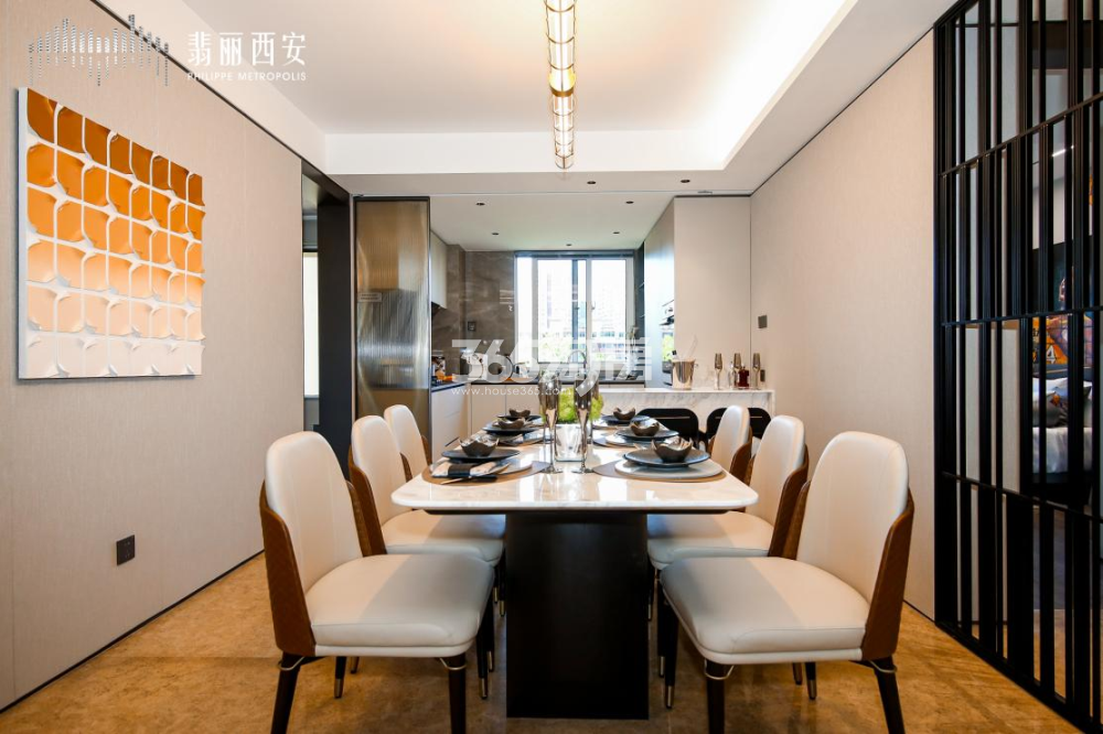 翡丽西安项目样板间实景图-餐厅